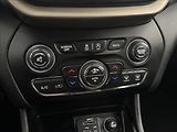 Jeep Cherokee 2,0 103kW 4X4 AC NAVI SENZORY - náhled 22