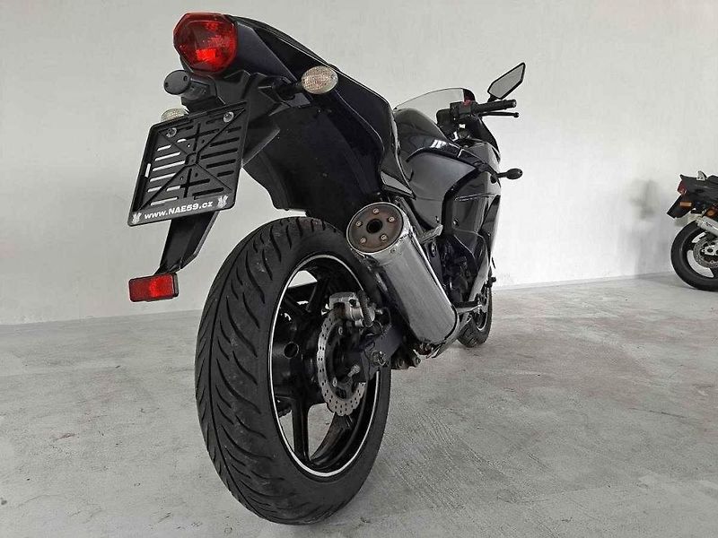 Aprilia RSV4 R.