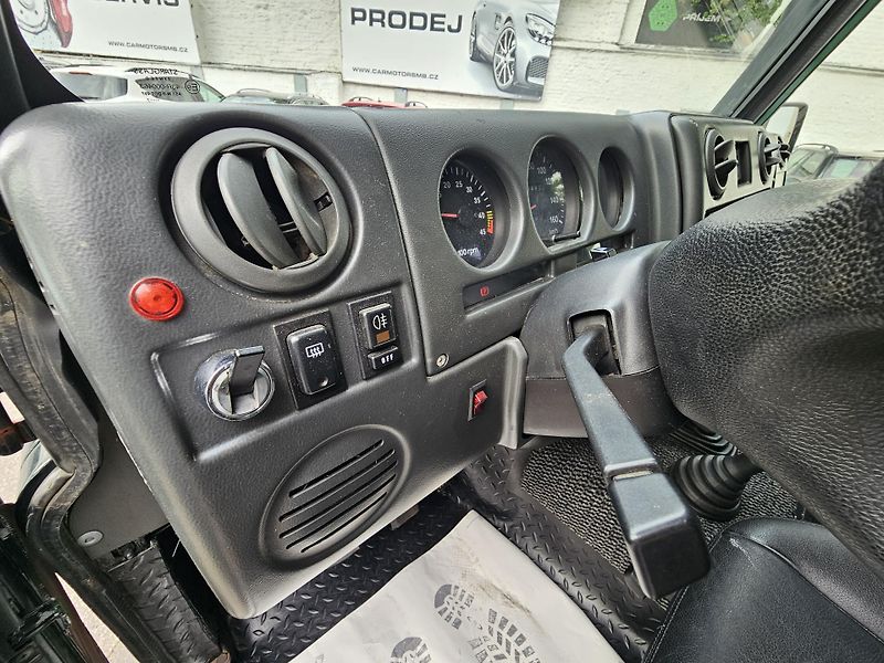 Santana PS-10 Anibal 2,8 D 92 kW Wagon 4x4 - fotka 37 z 40
