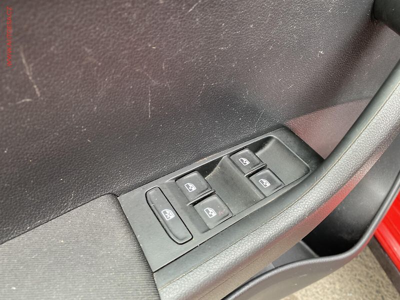 Škoda Fabia (2016) 1.2 TSi, Monte Carlo - fotka 13 z 17
