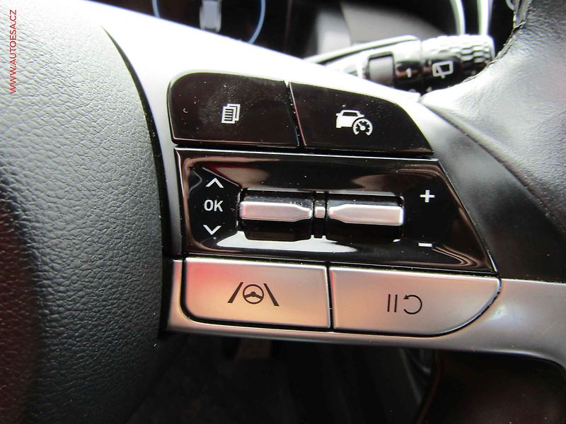 Hyundai Tucson (2022) 1.6i, AC, LED, navi - fotka 19 z 19