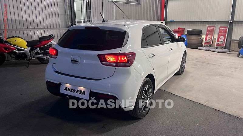 Kia Rio (2023) 1.2DPi - fotka 2 z 3