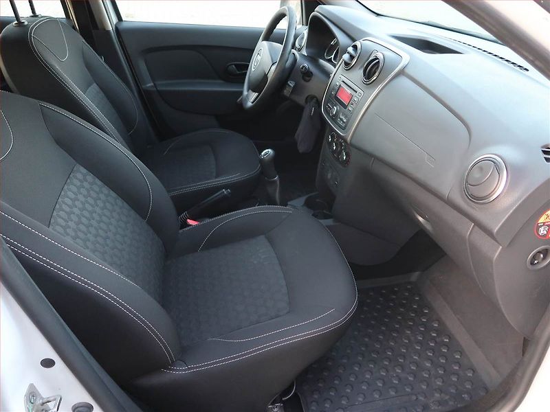 Dacia Logan (2016) 1.5 dCi, po STK, dobrý stav - fotka 9 z 14