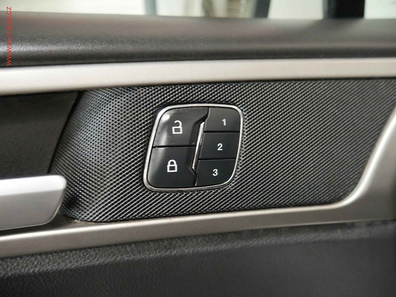 Ford Mondeo (2016) 2.0 TDCi, LED, navi, kůže - fotka 20 z 22