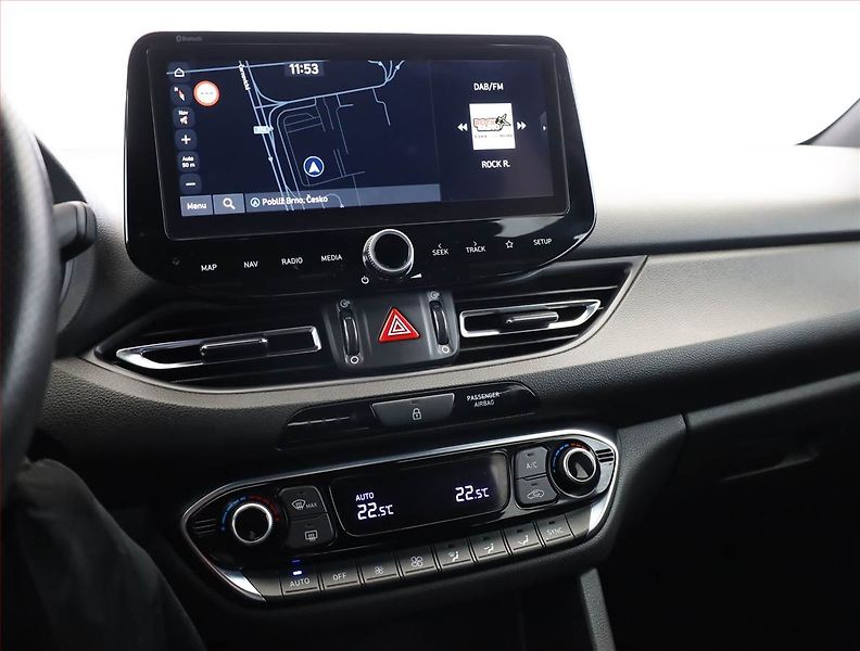 Hyundai i30 (2022) N-Line 1.5 T-GDI MHEV, ČR - fotka 10 z 20
