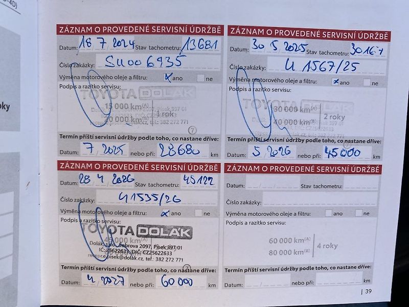 Toyota Yaris Cross 1.5HEV, ČR, ComTech, záruka - fotka 16 z 17