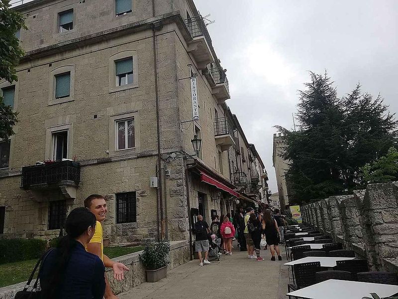 Vrcholky hory Monte Titano nabízí nádherné výhledy do okolní krajiny: