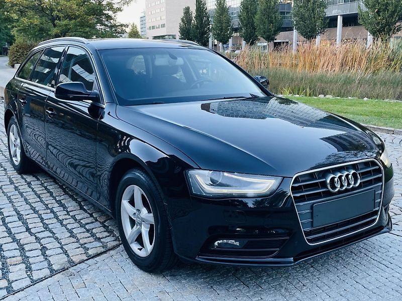 Audi A4 2.0TDI MAN VÝHŘEV SERVISKA LED - fotka 8 z 41