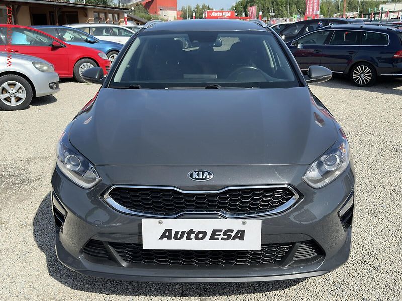 Kia Ceed (2020) 1.4T-GDi, ČR, servis.kniha - fotka 2 z 19