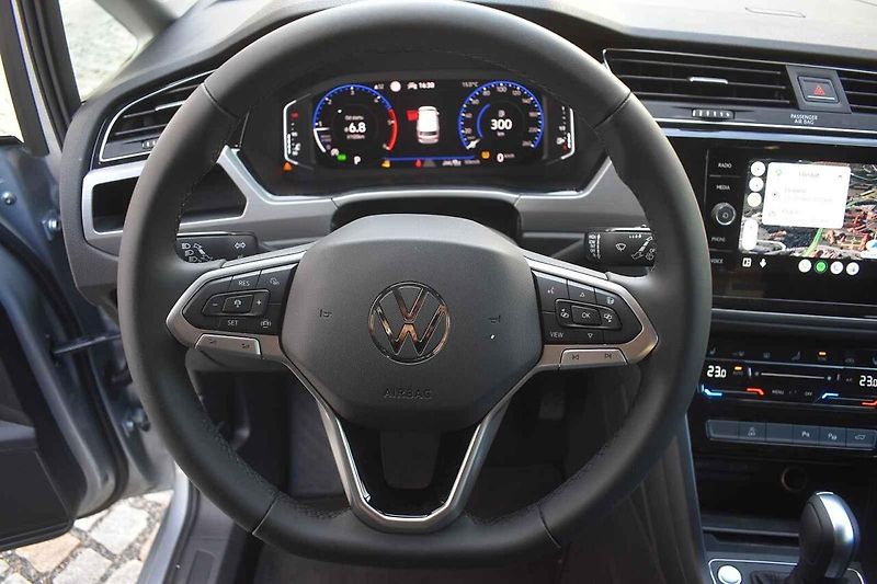 Volkswagen Touran se bohužel loučí. Náhrada se bude hledat těžko.