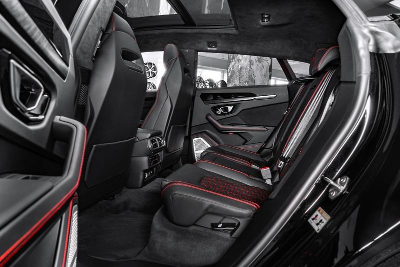 Lamborghini Urus B&O/23