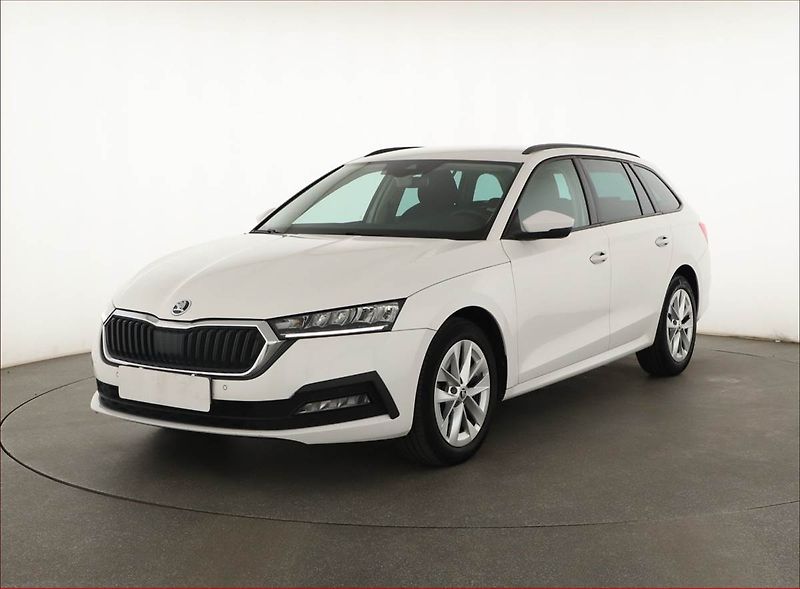 Škoda Octavia (2020) 2.0 TDI - fotka 2 z 16