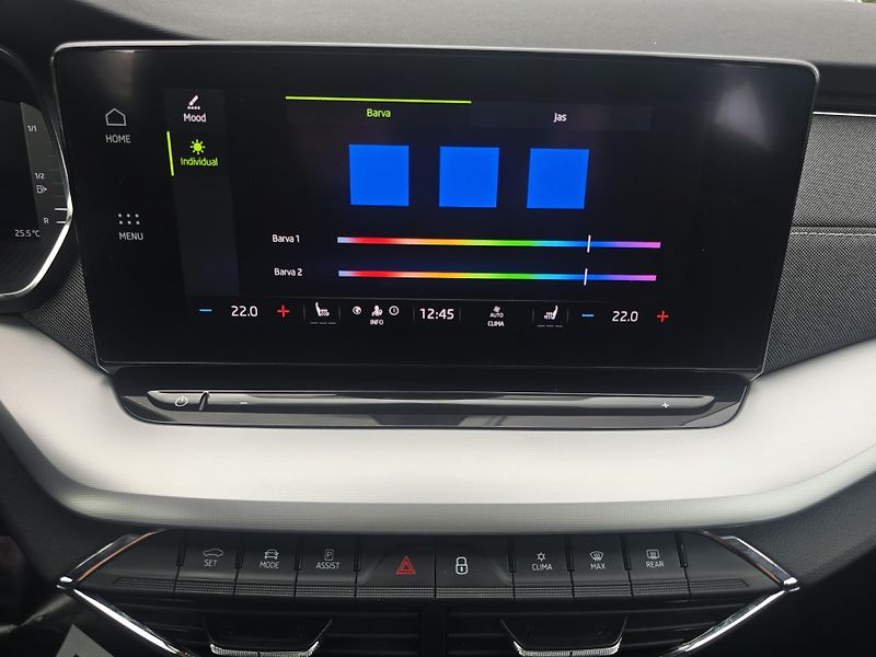 Škoda Octavia 2.0TDI 110KW DSG STYLE+ MATRIX - fotka 32 z 39