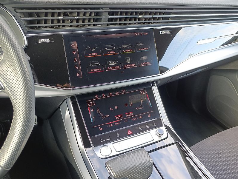 Audi Q8 50TDI QUATTRO S-LINE ČR DPH - fotka 21 z 31