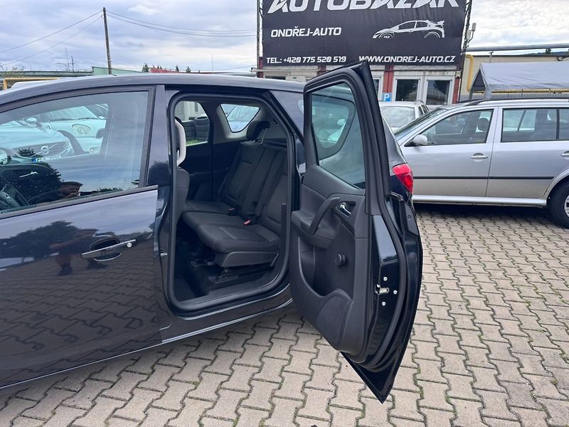 Opel Meriva (2015) 1,4i 74 KW KILOMETRY NOVÁ STK - fotka 31 z 42