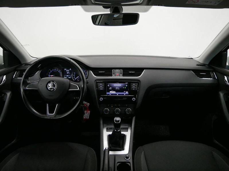 Škoda Octavia - fotka 18 z 25