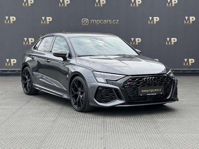 Audi RS 3 (2024) 2.5TFSi 294kW Quattro, Matrix  - fotka 3 z 57