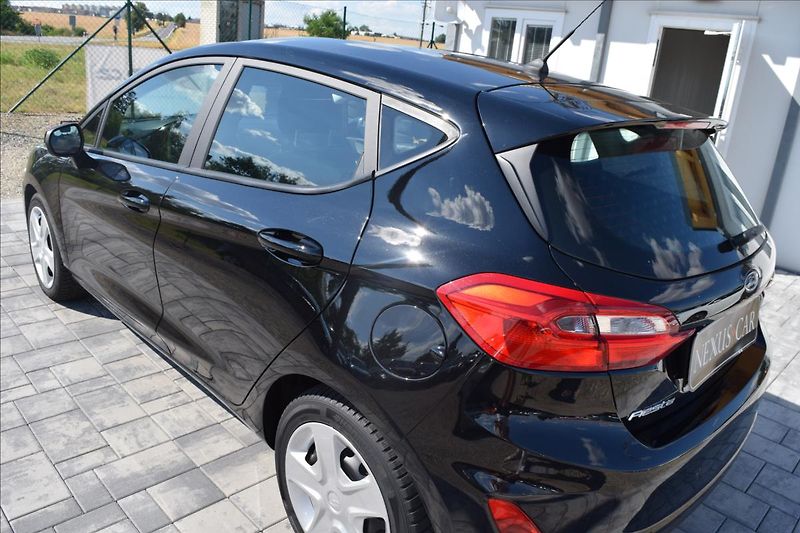 Ford Fiesta 1,0 i 73KW AUTOMAT NÍZKÉ KM - fotka 6 z 45