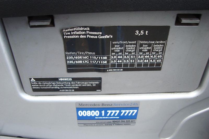 Mercedes-Benz Sprinter (2006) 315 CDi,ČR,1.Maj. 9 - Míst,STK - fotka 13 z 37