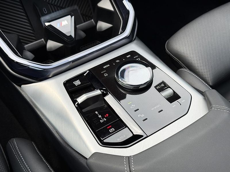 BMW X3 xDrive20d - fotka 12 z 24