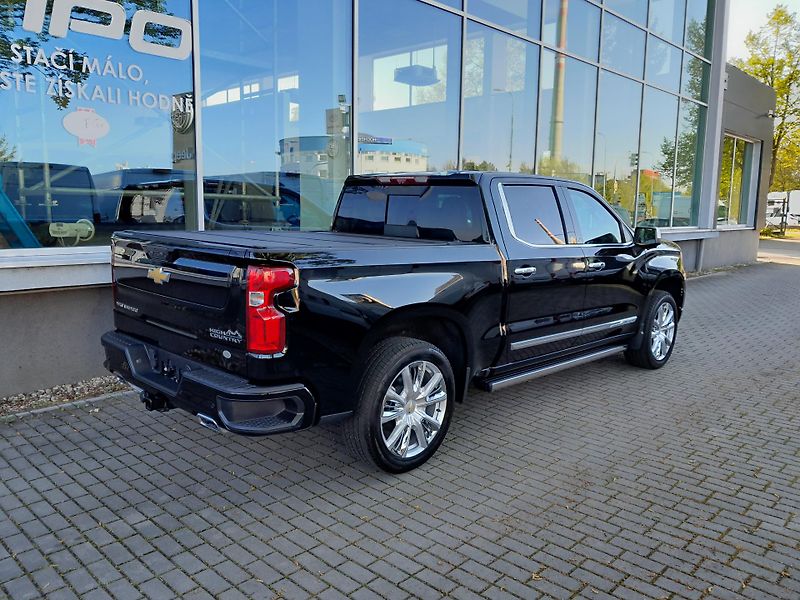Chevrolet Silverado (2025) 6,2 V8 LPG  High Country  - fotka 3 z 52