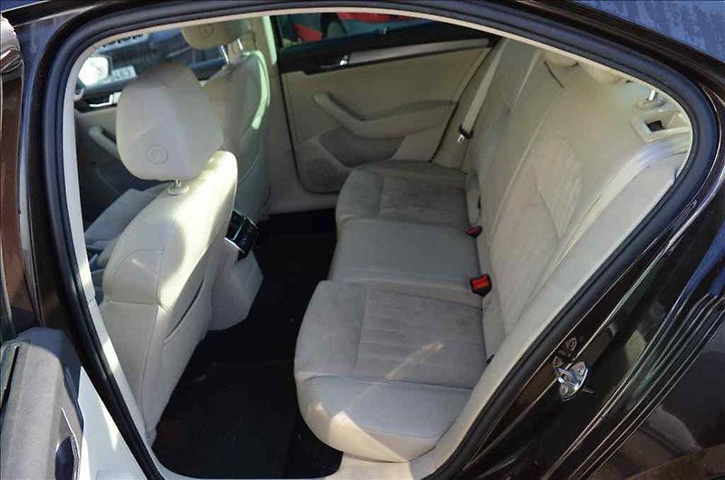 Škoda Superb (2016) III. 2,0 TDI - fotka 20 z 23