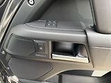 Land Rover Defender (2026) 110 X-Dynamic HSE V8 P425 - náhled 32