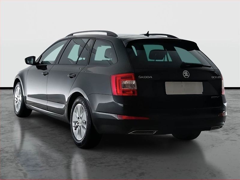 Škoda Octavia (2014) Greenline 1.6 TDI, Xenony - fotka 4 z 17