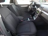 Volkswagen Passat (2012) 1.6 TDI, Tempomat - náhled 9