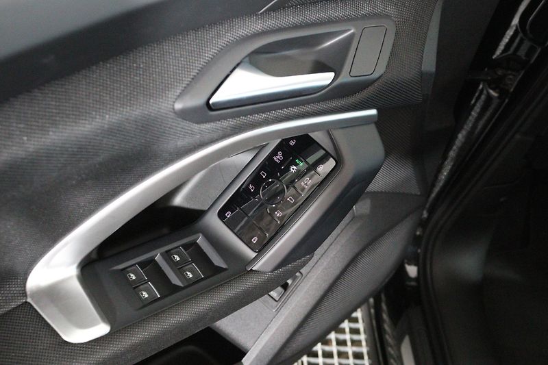 Audi Q5 Q5 TFSI 150KW QUATTRO - fotka 14 z 26