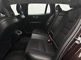 Volvo V60 CC D4 AWD MOMENTUM REZERVACE - náhled 6
