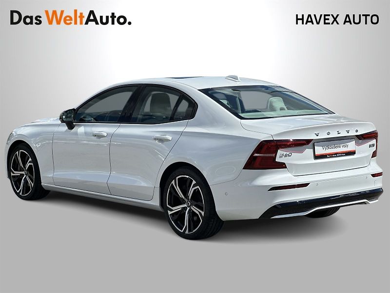Volvo S60 (2023) B5 AWD Automat Ultimate Dark - fotka 30 z 31
