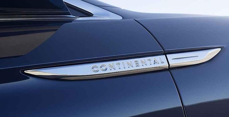 Koncept Lincoln Continental.