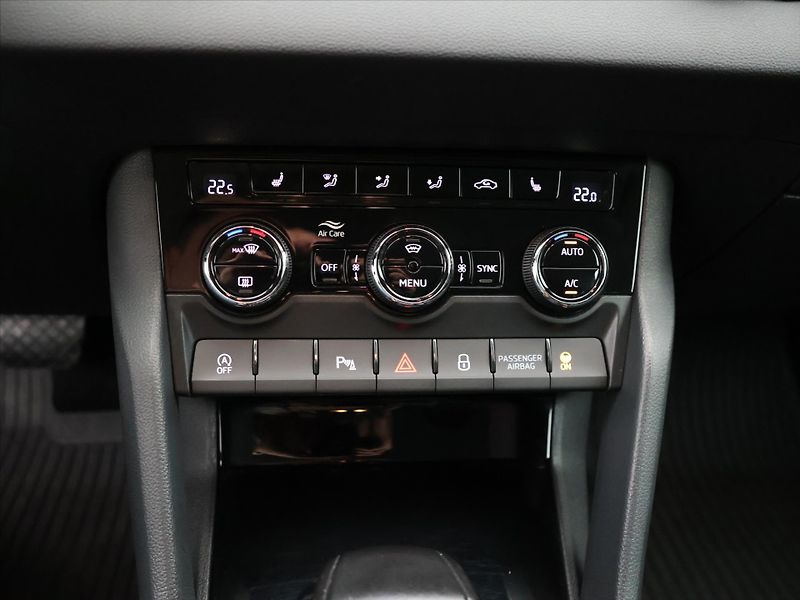 Škoda Karoq 1.6 TDI 85kW Style+ DSG DPH CZ - fotka 23 z 32