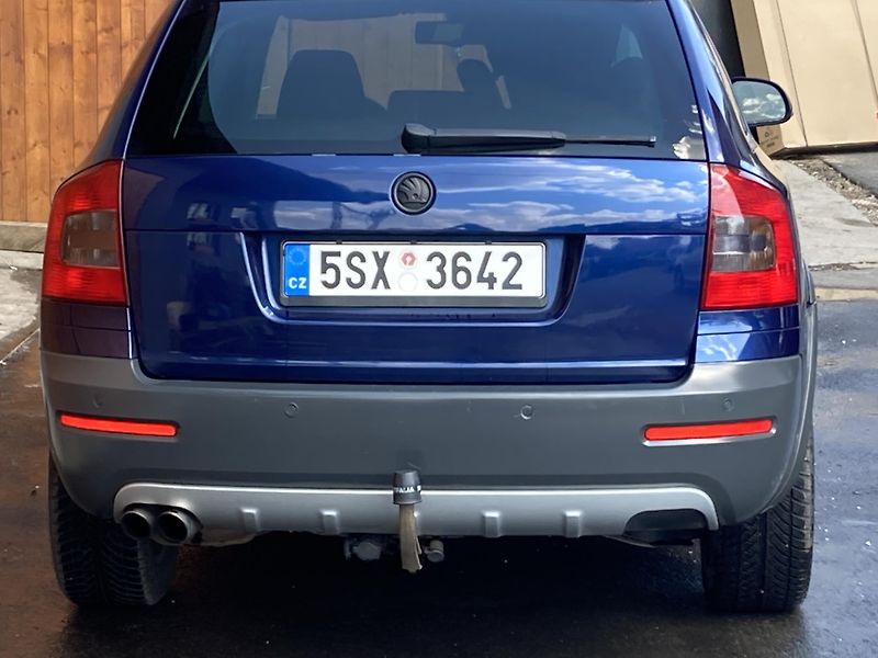 Škoda Octavia (2011) 2.0 TDi Scout bez koroze - fotka 7 z 22