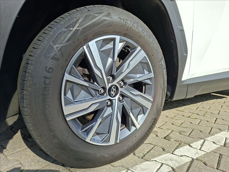 Hyundai Tucson 1,6 SMART T-GDi 4x2 MT Tažné - fotka 9 z 21