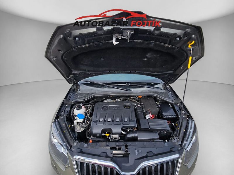 Škoda Yeti (2014) 2.0 TDi 125kw Adventure 4x4 - fotka 21 z 44