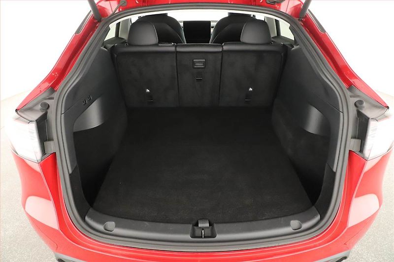 Tesla Model Y (2022) Long Range AWD 79kWh, SoH 92% - fotka 19 z 20