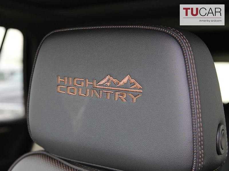 Chevrolet Tahoe (2026) High Country 6.2 V8 - fotka 41 z 45