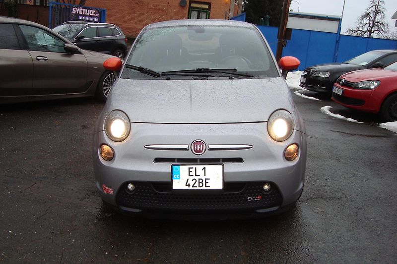 Fiat 500e (2017) - fotka 55 z 59