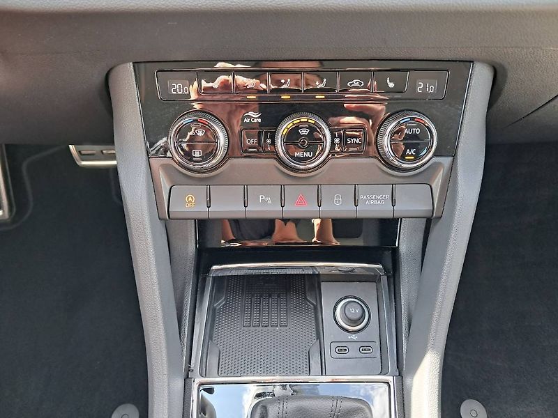 Škoda Karoq (2025) Top SELECTION 2.0 TDI / 110 kW - fotka 15 z 33