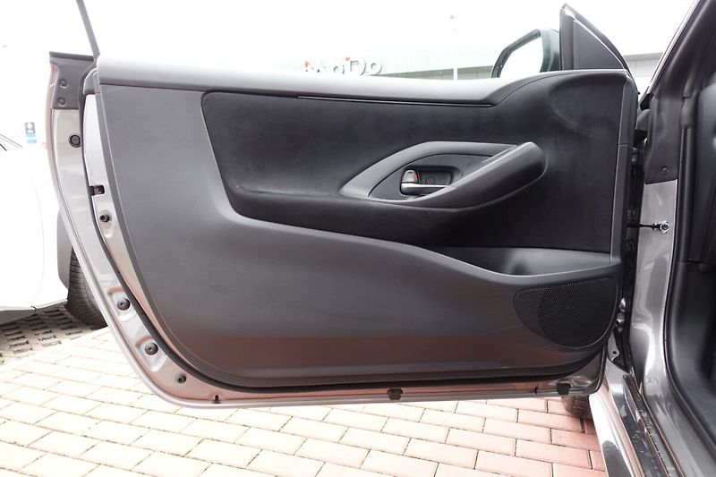 Toyota GR Yaris 1.6Turbo 8AT 4X4 Dynamic + VIP - fotka 9 z 33