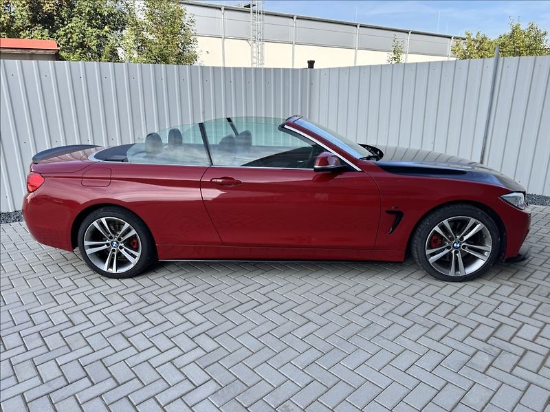 BMW Řada 4 2,0 430i xDrive Cabrio M-paket - fotka 17 z 50