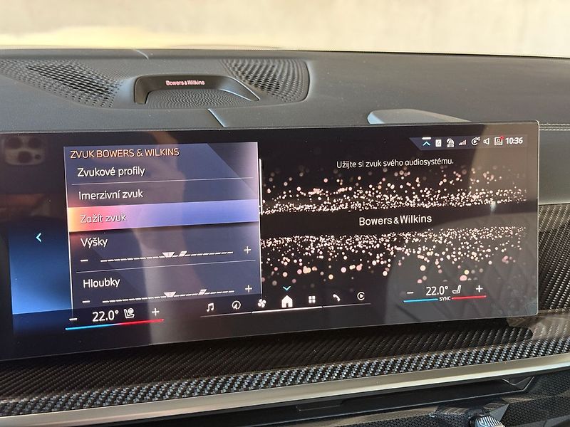 BMW X7 40d xDrive, B&W, Executive - fotka 27 z 43