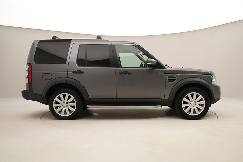 Land Rover Discovery 3.0 TDV6 S AWD AUT REZERVACE - fotka 13 z 41