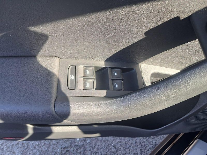 Škoda Octavia (2015) 2,0 TDI 110 kW SCOUT - fotka 17 z 23