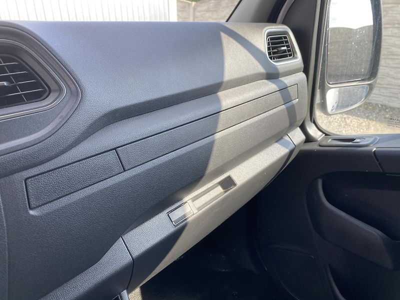 Renault Master 2.3DCi 145PS CZ DPH 99TKM TOP! - fotka 144 z 145