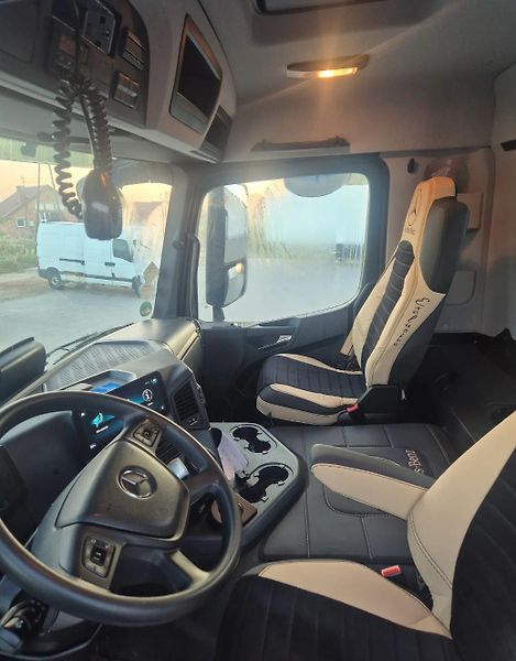 Mercedes-Benz (2022) Arocs 4145 8x6 sklápěč EURO 6 - fotka 7 z 9