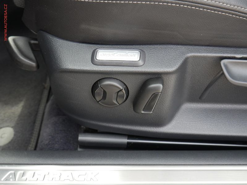 Volkswagen Passat (2018) 2.0TDI 4x4, ČR, Alltrack - fotka 18 z 19