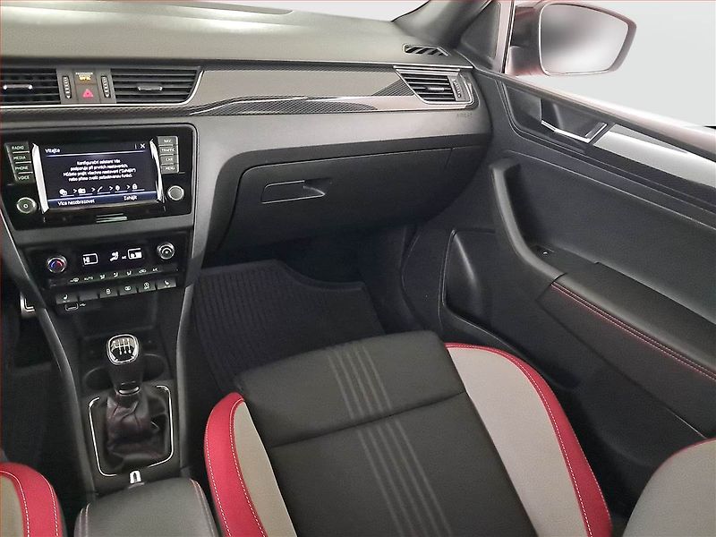 Škoda Rapid (2018) Monte Carlo 1.0 TSI, Navi - fotka 8 z 20